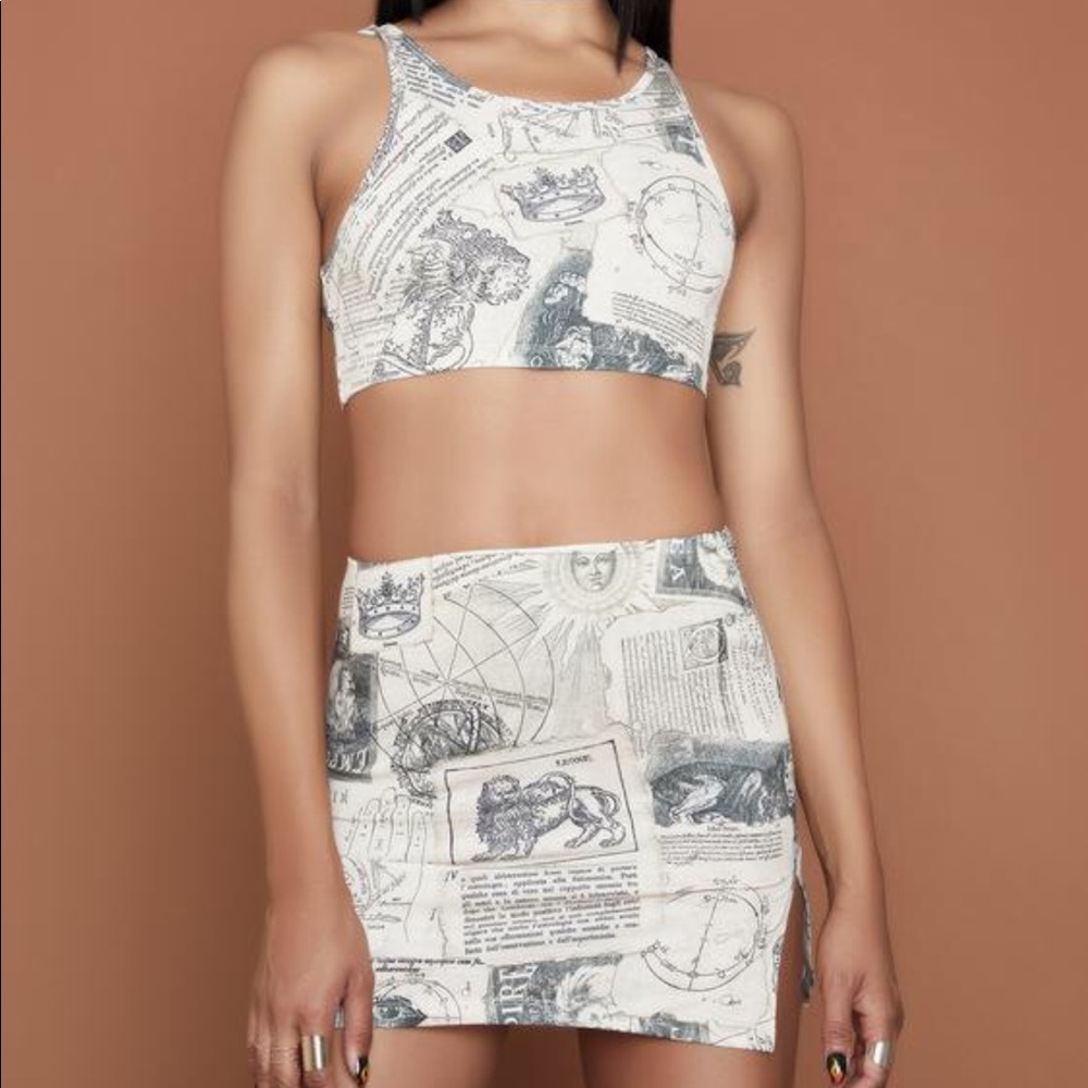 New Dolls Kill Astrology Print Mini Skirt/Crop Top Set Bodycon Matching Pair